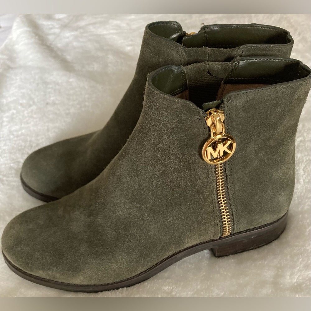 Michael kors boots